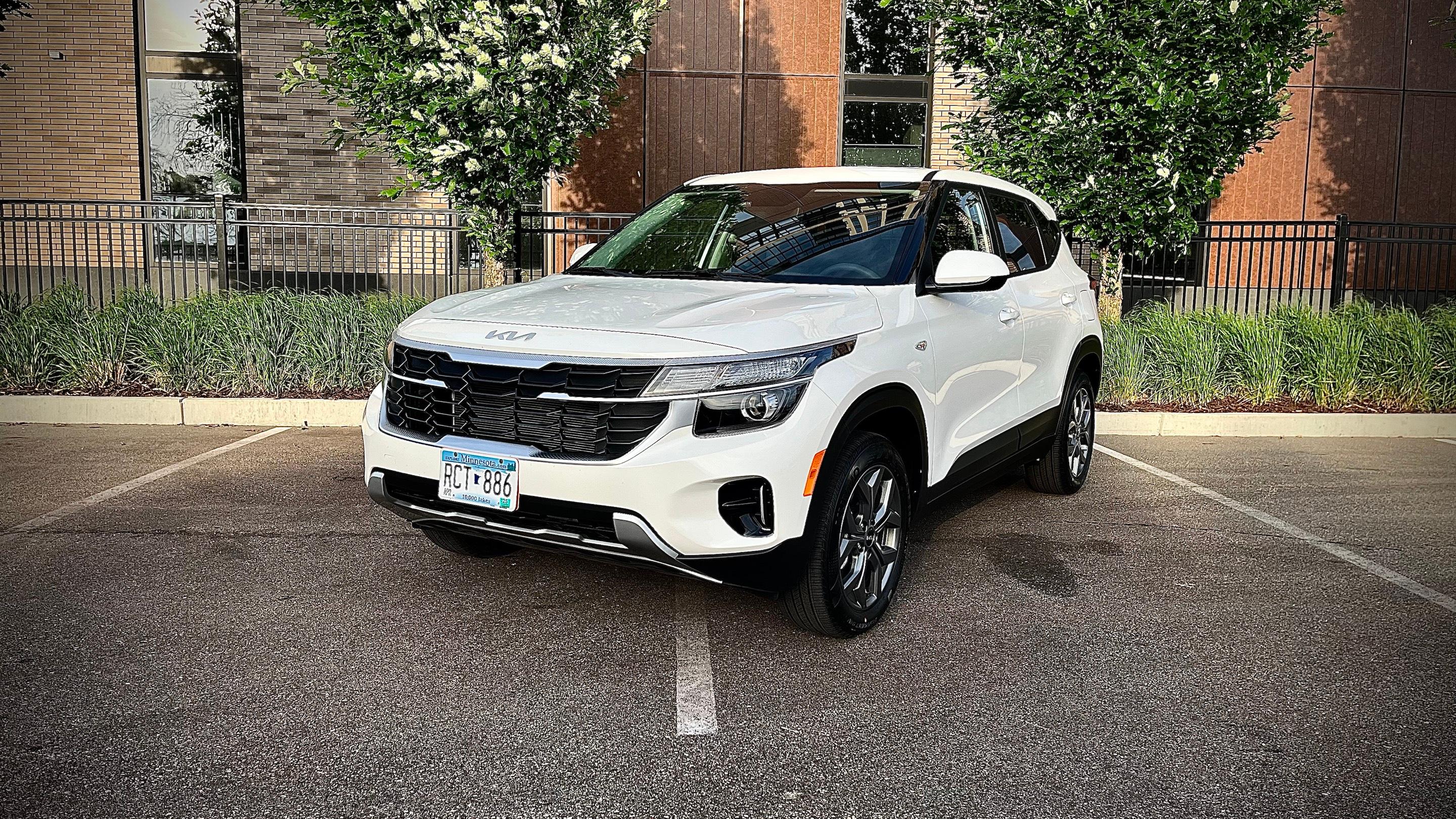 Kia Seltos 2024 in Minneapolis, MN