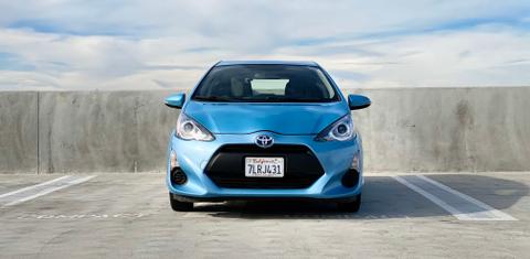 Toyota Prius c 2015