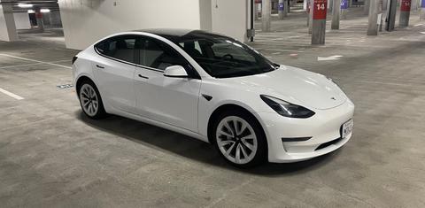 Tesla Model 3 2022