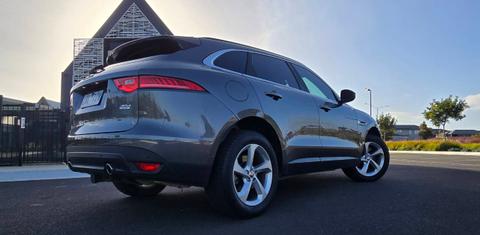 Jaguar F-PACE 2017
