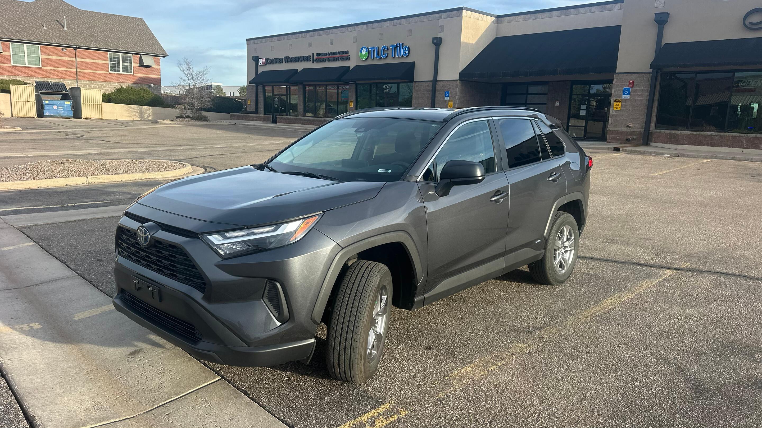 Toyota RAV4 Hybrid 2024 in Centennial, CO