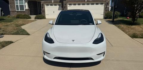 Tesla Model Y 2023