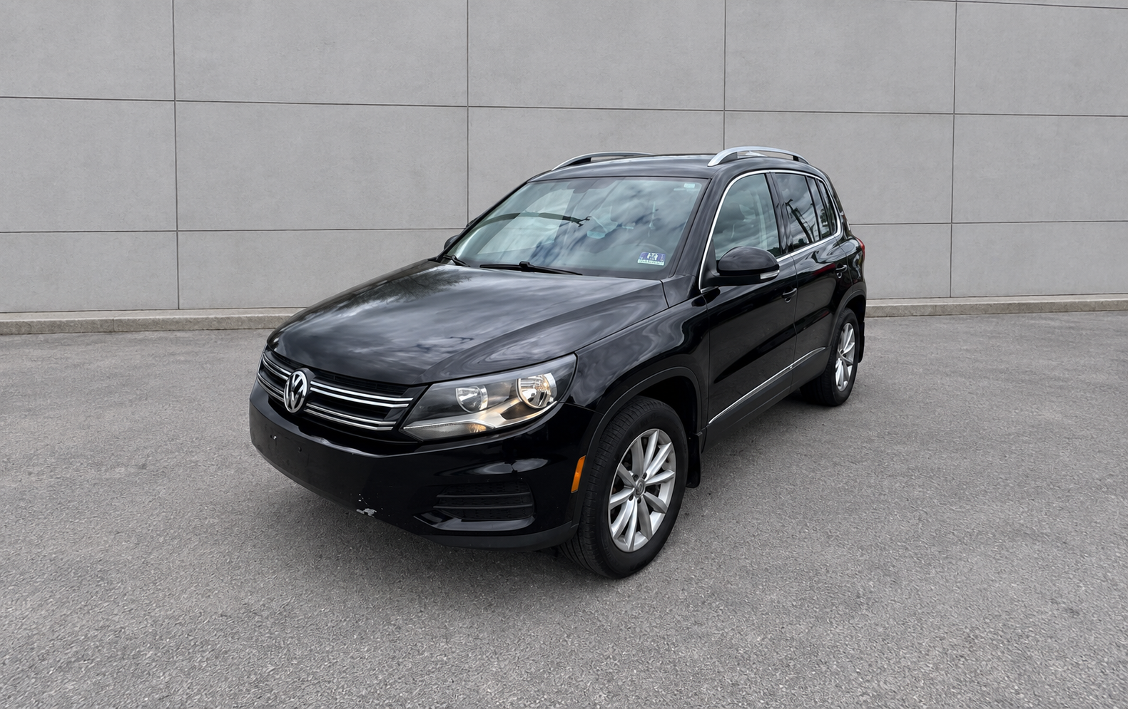 Volkswagen Tiguan 2017 in Lodi, NJ