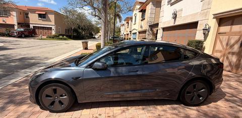 Tesla Model 3 2023