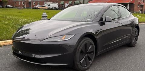 Tesla Model 3 2025