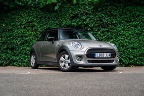 MINI Cooper 2019 in Englefield Green
