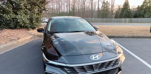 Hyundai Elantra 2024