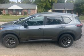 Nissan Rogue car