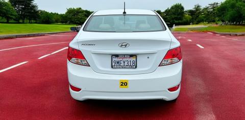 Hyundai Accent 2013