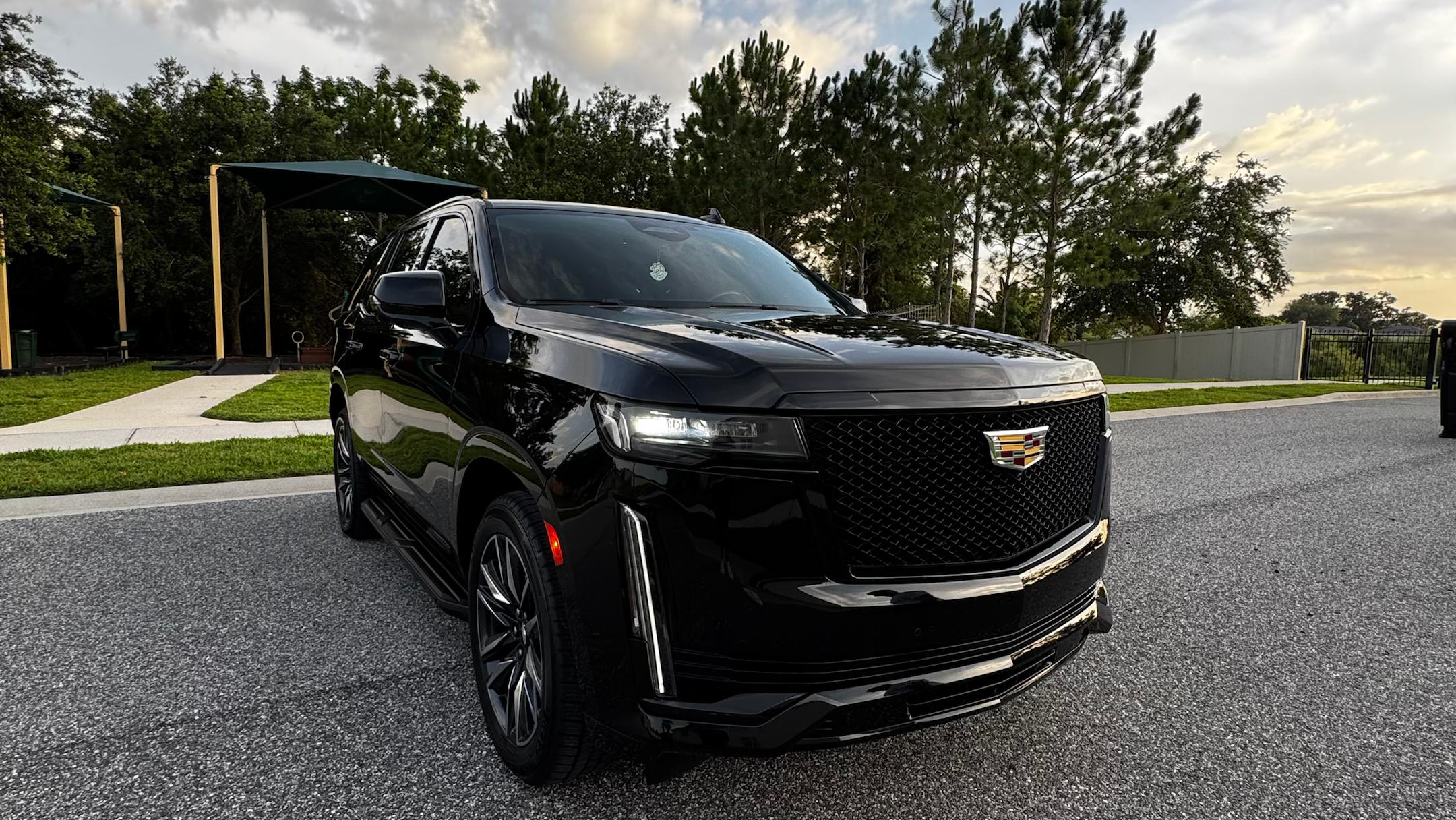 Cadillac Escalade 2023 in 