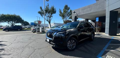 Nissan Pathfinder 2024
