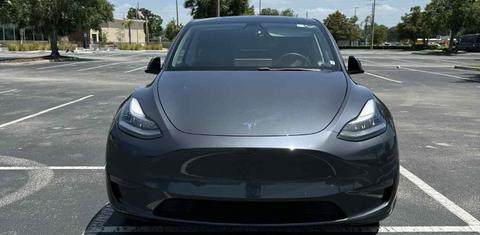 Tesla Model Y 2021