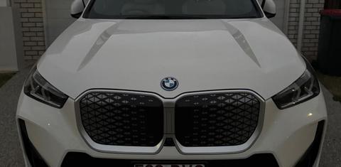 BMW iX1 2024