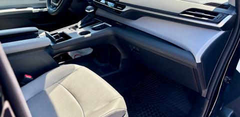 Toyota Sienna 2025