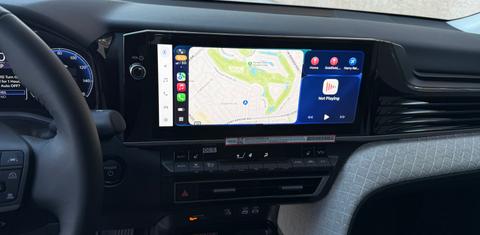Toyota Camry Hybrid 2026