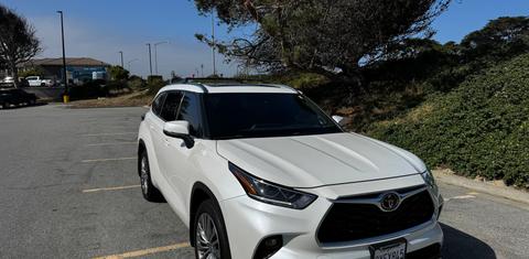 Toyota Highlander 2021