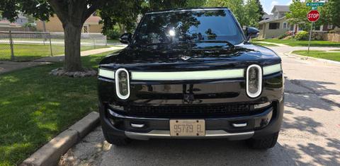 Rivian R1S 2024