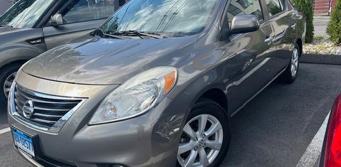 Nissan Versa 2013