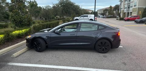 Tesla Model 3 2025