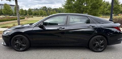 Hyundai Elantra 2021