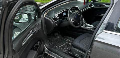 Ford Fusion 2016