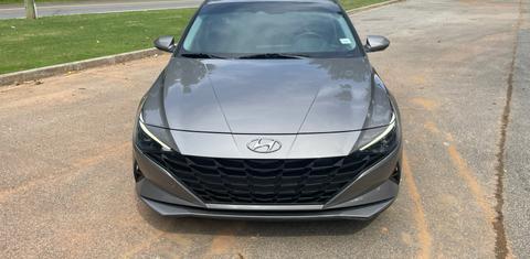 Hyundai Elantra 2023