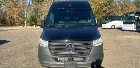 Mercedes-Benz Sprinter 2024