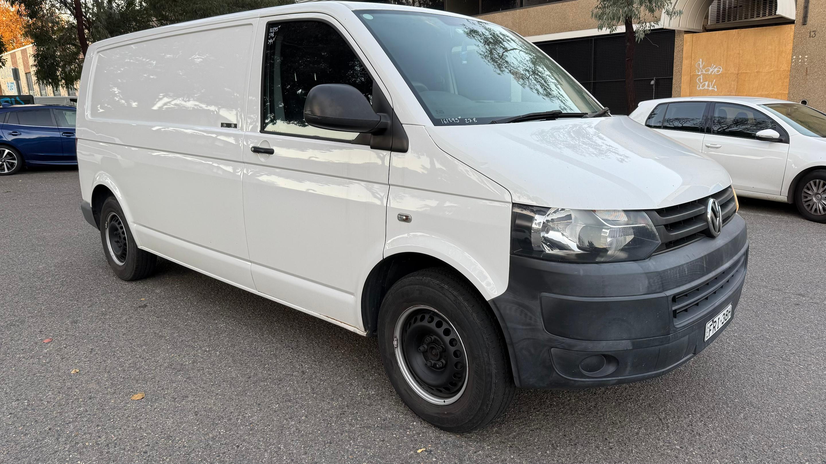 Volkswagen TRANSPORTER 2015 in Enfield