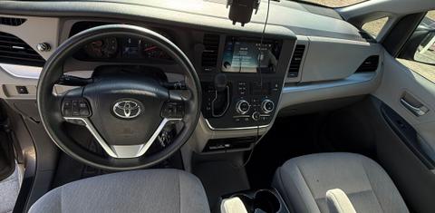 Toyota Sienna 2015
