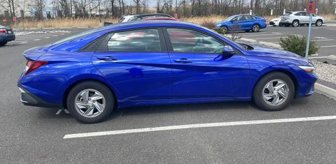 Hyundai Elantra 2025