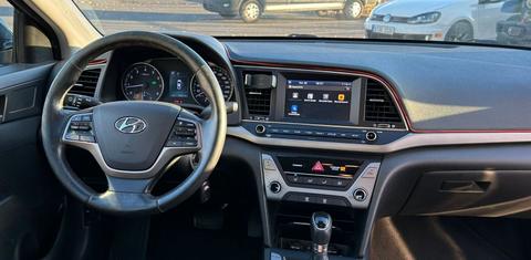 Hyundai Elantra 2017