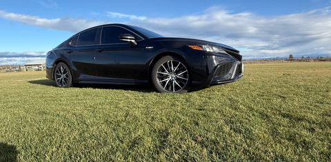 Toyota Camry Hybrid 2021