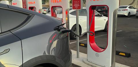 Tesla Model Y 2023