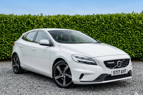 Volvo V40 2017 in Manchester