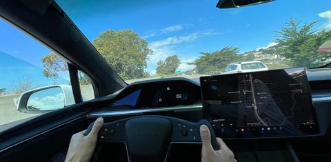 Tesla Model X 2022