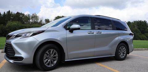 Toyota Sienna 2024
