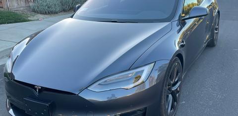 Tesla Model S 2021