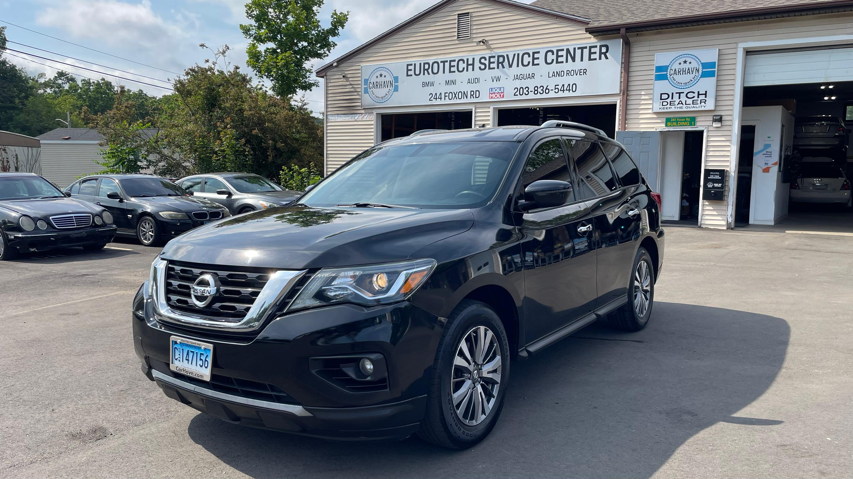 Nissan Pathfinder 2018 in North Branford, CT