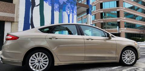 Ford Fusion Hybrid 2015