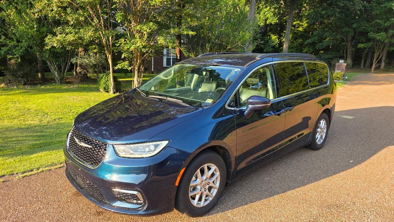 Chrysler Pacifica 2022 in Atoka, TN