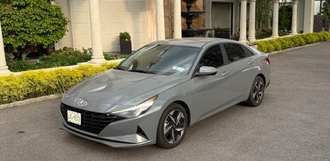 Hyundai Elantra 2023