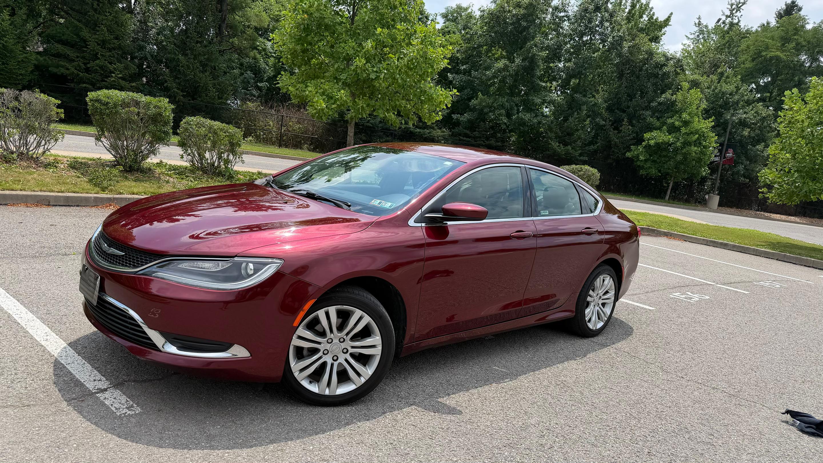 Chrysler 200 2016 in Carnot-Moon, PA