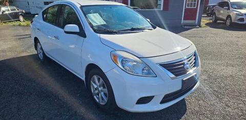Nissan Versa 2014