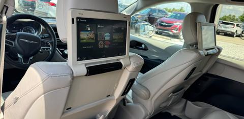 Chrysler Pacifica 2017