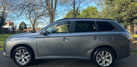 Mitsubishi Outlander 2015
