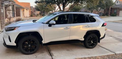Toyota RAV4 Hybrid 2024