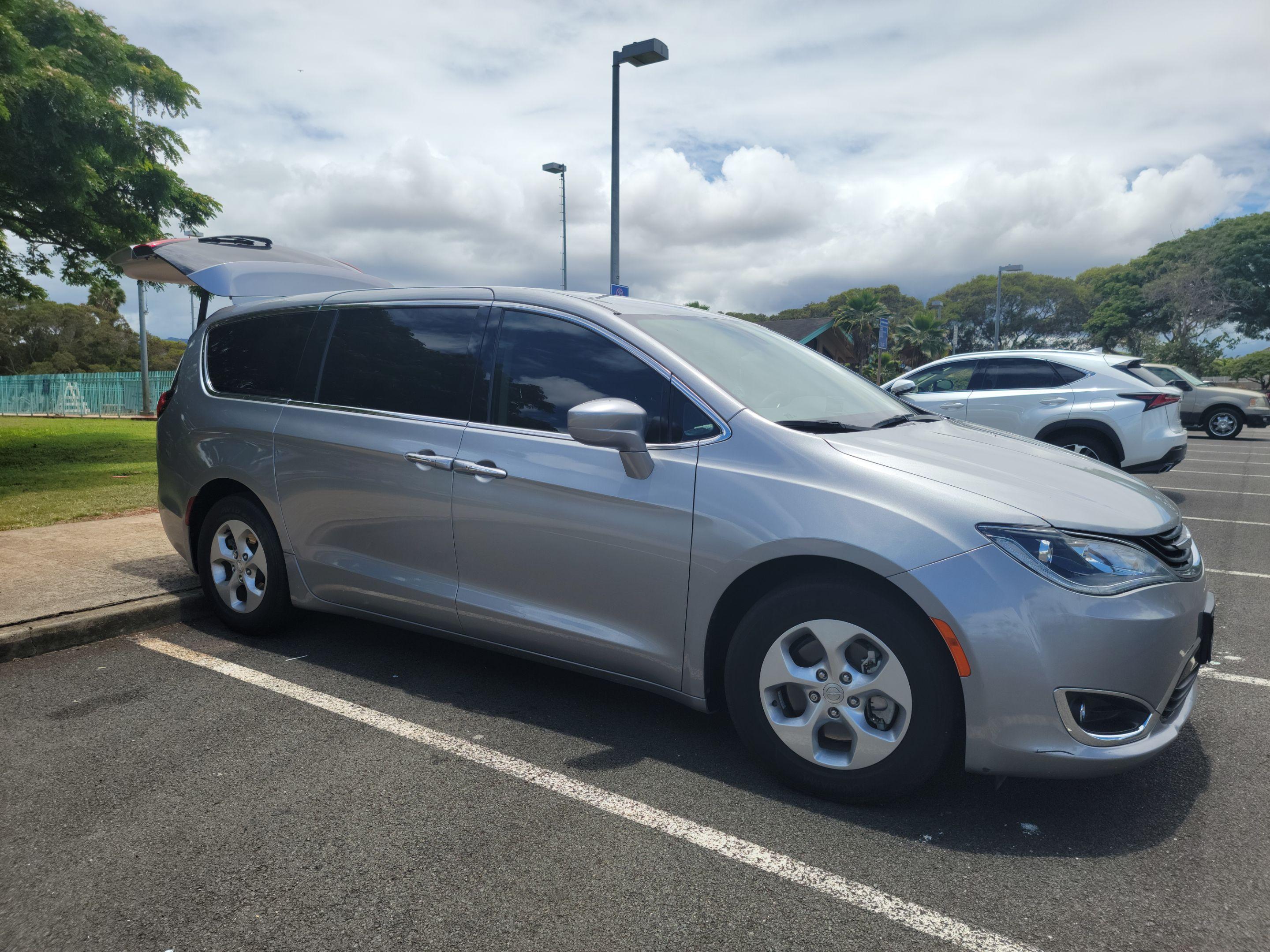 Chrysler Pacifica 2018 in Mililani, HI