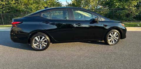 Nissan Versa 2023