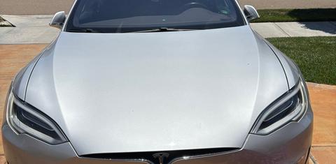 Tesla Model S 2016