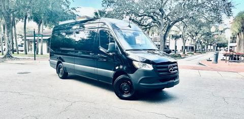 Mercedes-Benz Sprinter 2024